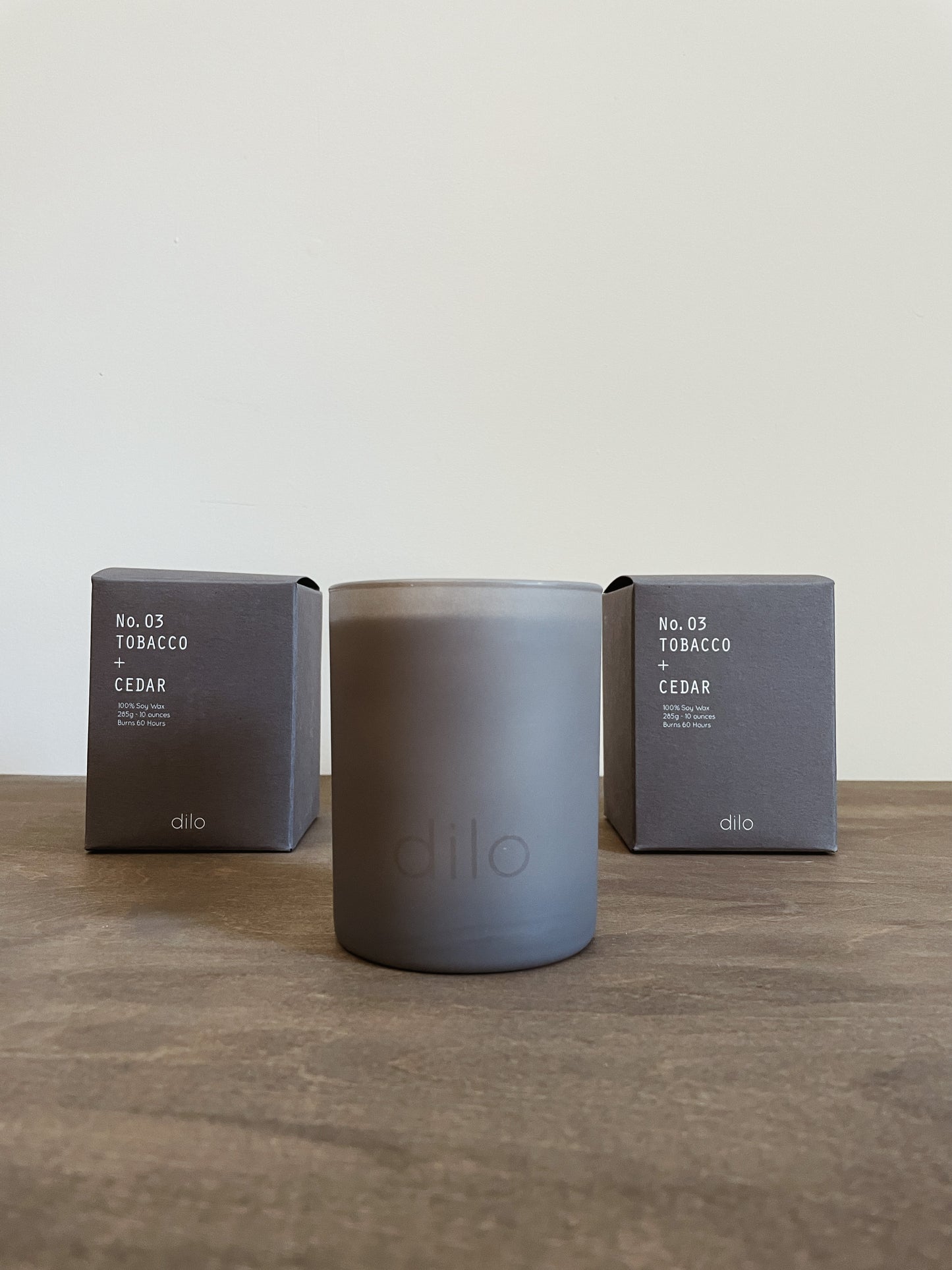 Dilo Tobacco + Cedar Candle