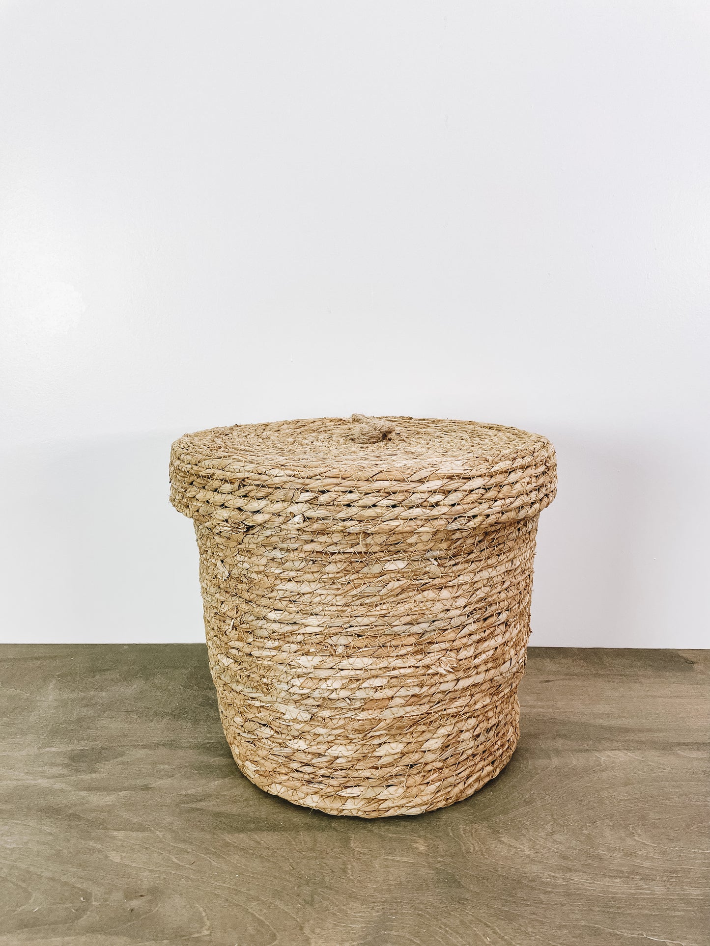 Seagrass Baskets with Lid
